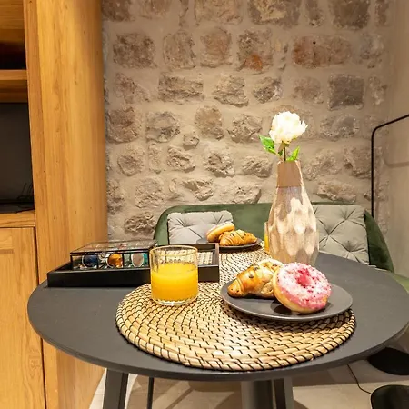 Superior 1 Bedroom Gabriela Next To Buza Dubrownik