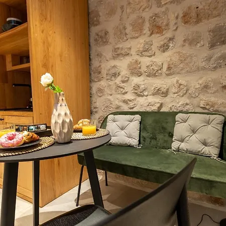 Superior 1 Bedroom Gabriela Next To Buza Dubrovnik