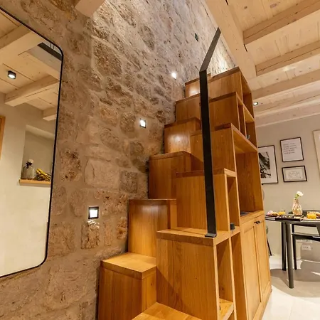 Apartment Superior 1 Bedroom Gabriela Next To Buza