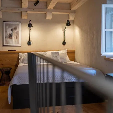 Superior 1 Bedroom Gabriela Next To Buza *