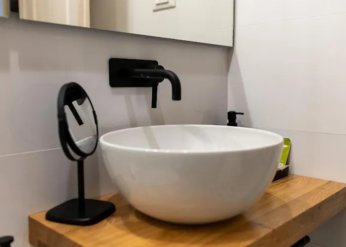 아파트 Superior 1 Bedroom Gabriela Next To Buza *