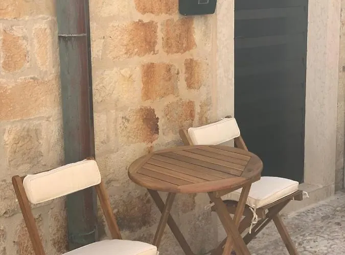 Superior 1 Bedroom Gabriela Next To Buza * دوبروفينك