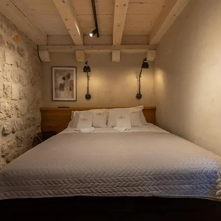 Superior 1 Bedroom Gabriela Next To Buza * Ντουμπρόβνικ